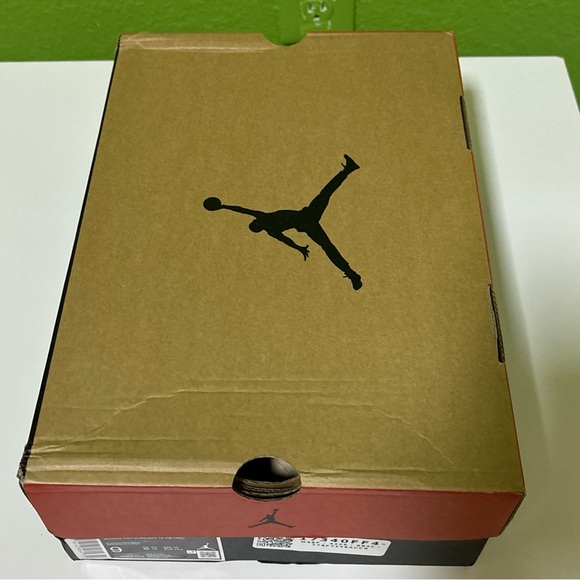 Jordan 12 Retro Hyper Royal - Picture 8 of 15